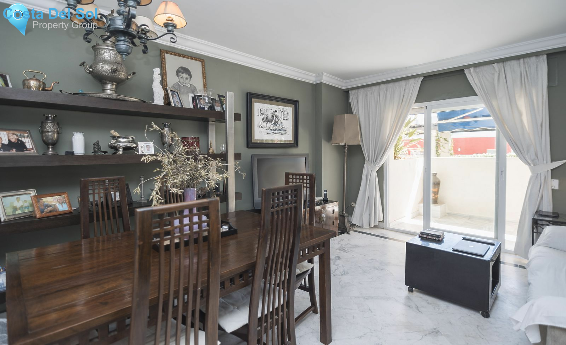 Middle Floor Apartment in Puerto Banús-1419926