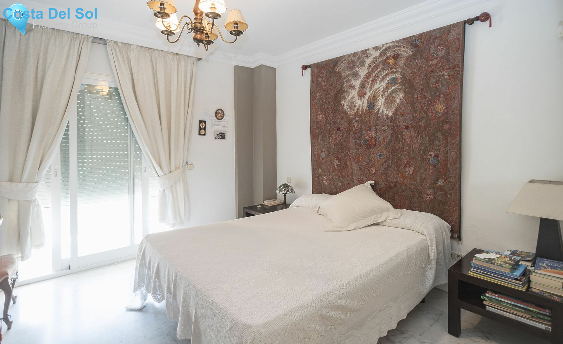 Middle Floor Apartment in Puerto Banús-1419930