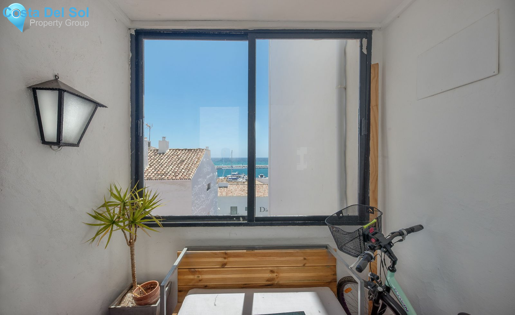 Middle Floor Apartment in Puerto Banús-1449649