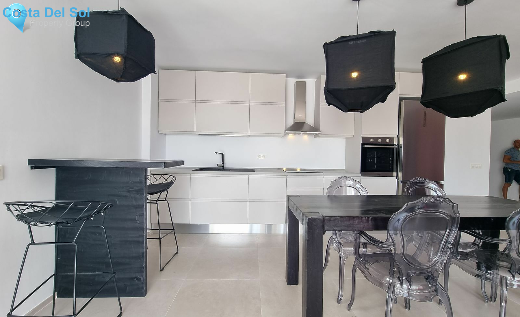Middle Floor Apartment in Puerto Banús-1470821