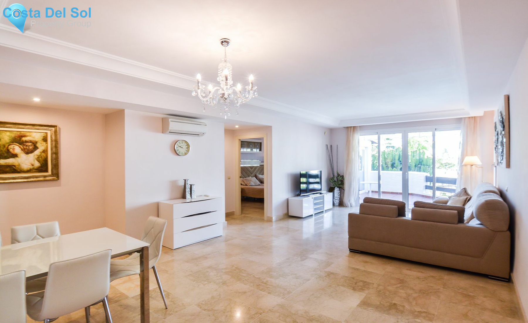 Middle Floor Apartment in Puerto Banús-1483253