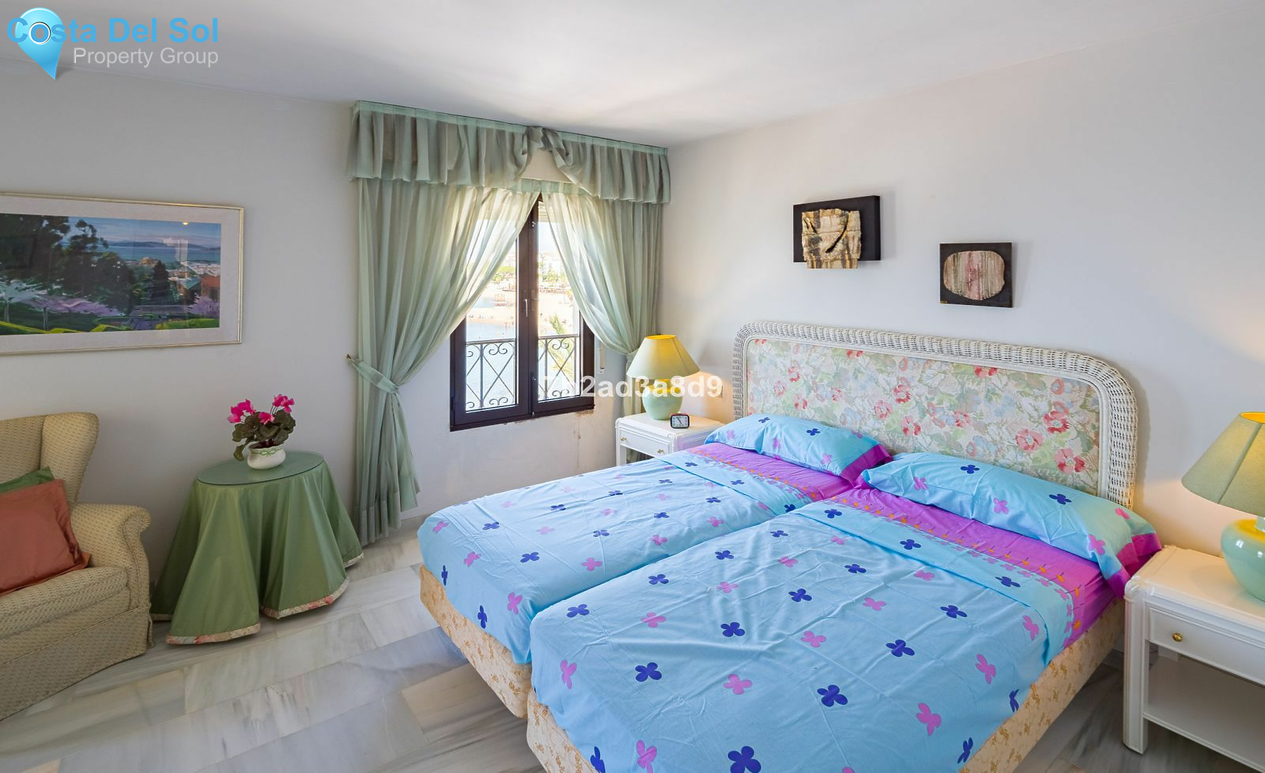 Middle Floor Apartment in Puerto Banús-1484812