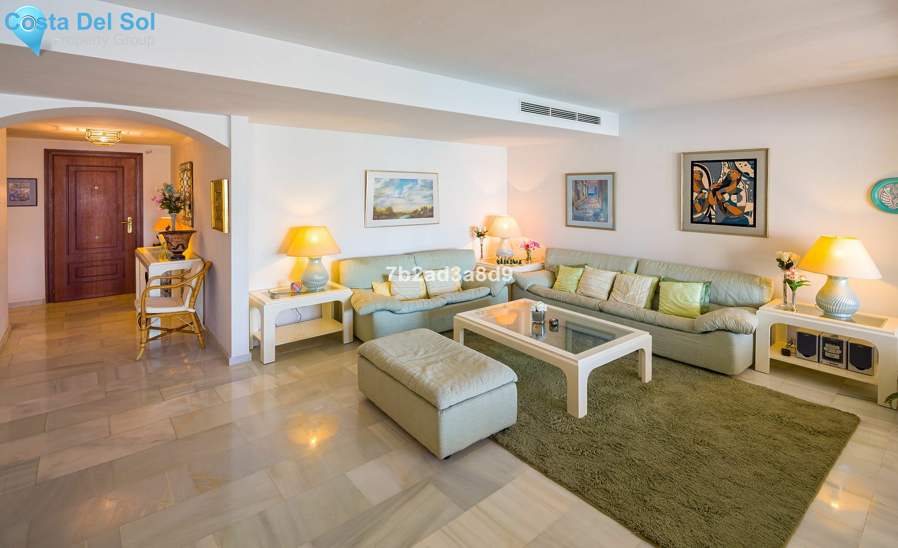 Middle Floor Apartment in Puerto Banús-1484797