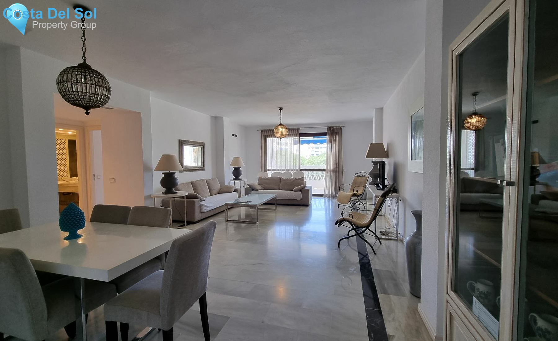 Middle Floor Apartment in Puerto Banús-1484967