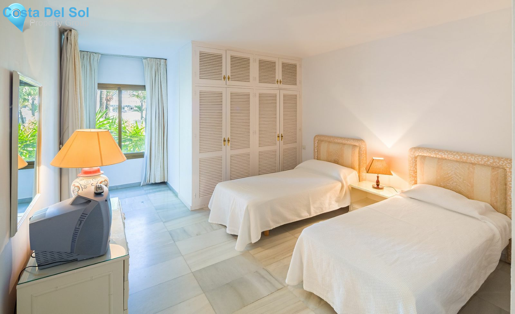 Middle Floor Apartment in Puerto Banús-1486070