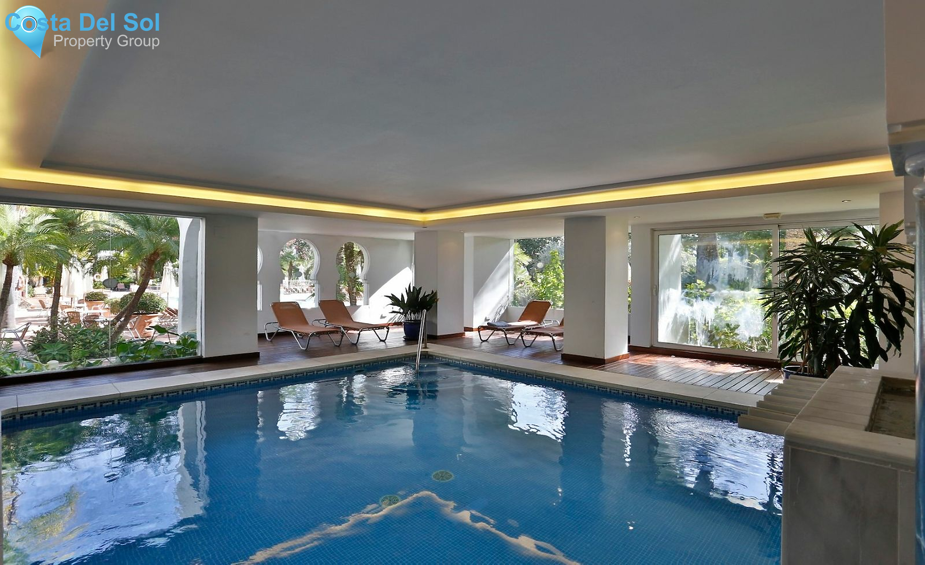 Middle Floor Apartment in Puerto Banús-1486061