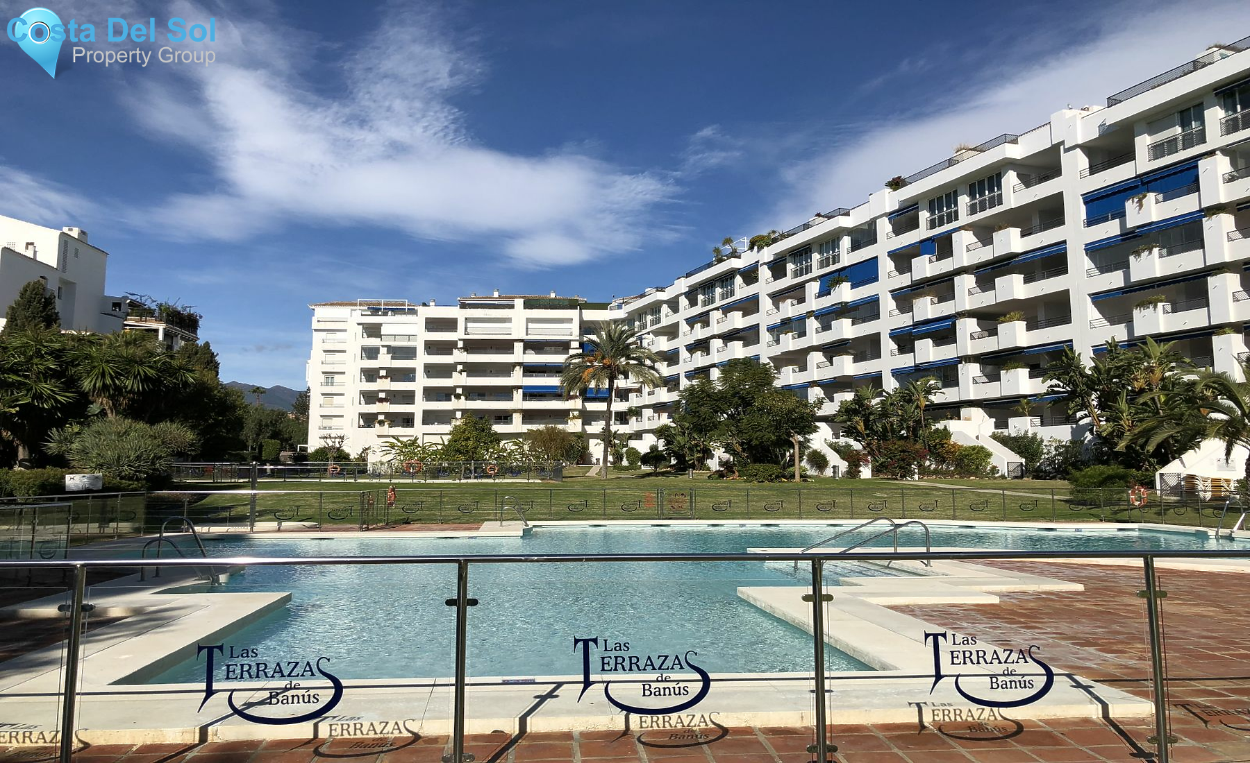Middle Floor Apartment in Puerto Banús-1515539