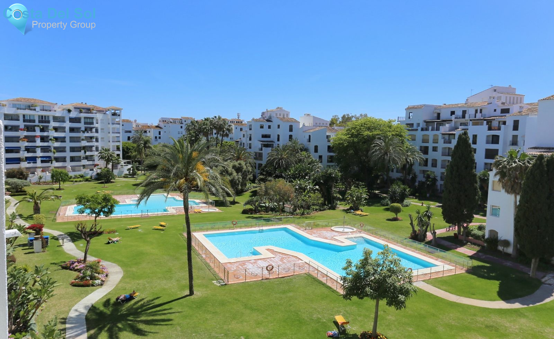 Middle Floor Apartment in Puerto Banús-1515555