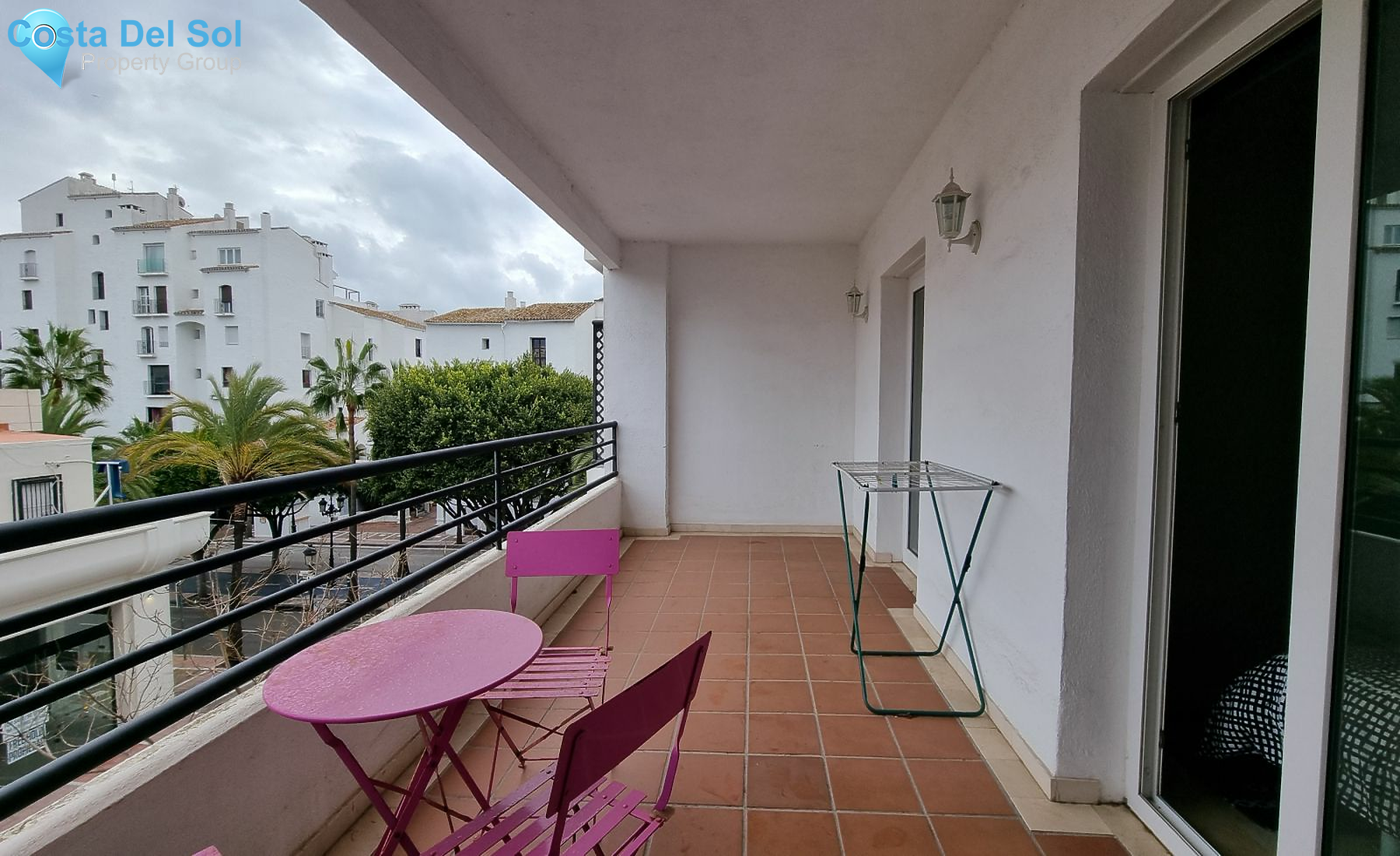 Middle Floor Apartment in Puerto Banús-1515541