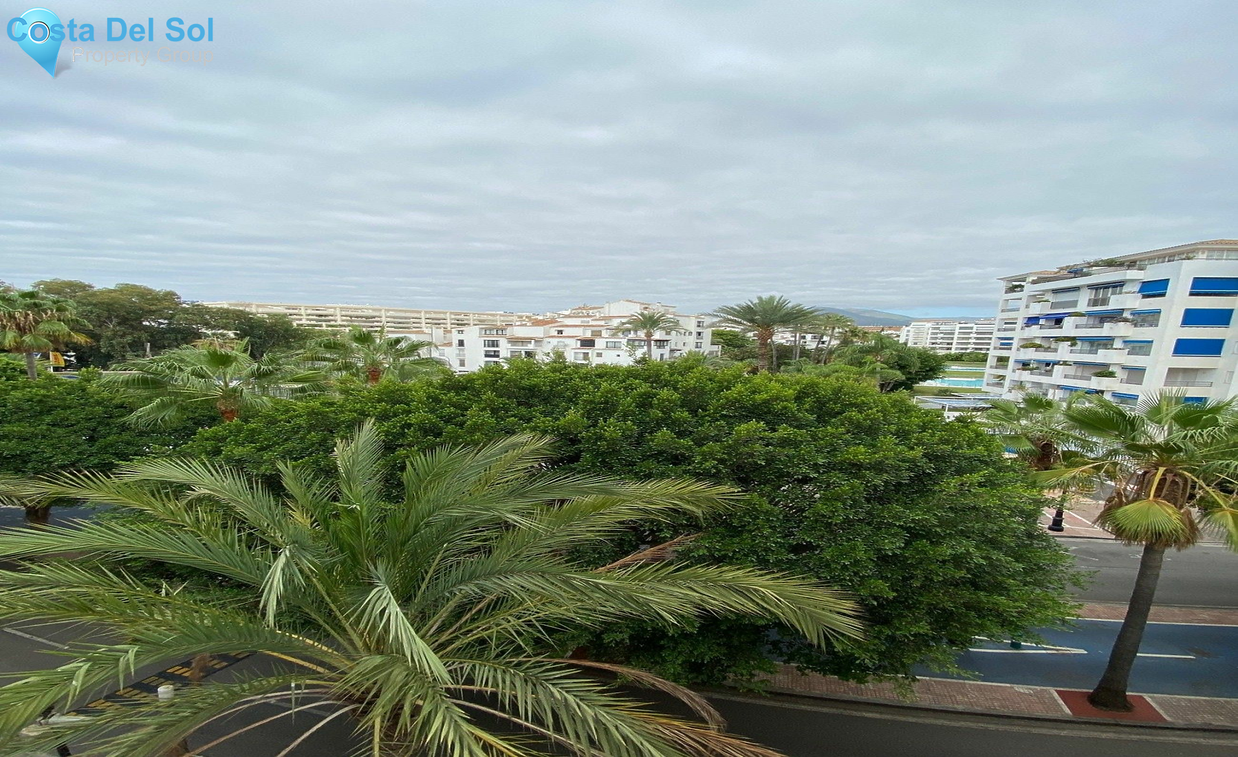 Middle Floor Apartment in Puerto Banús