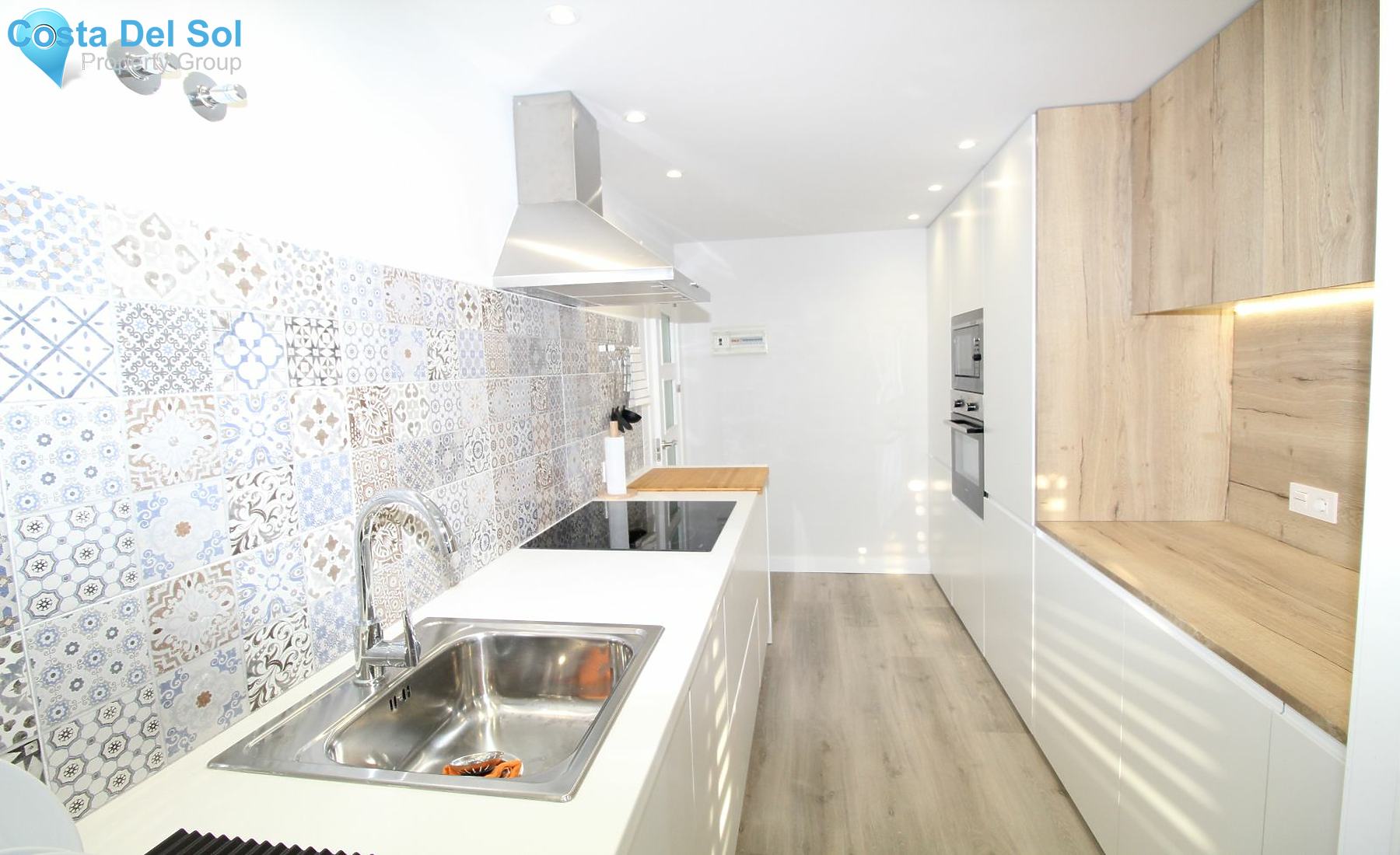 Middle Floor Apartment in Puerto Banús-1529975