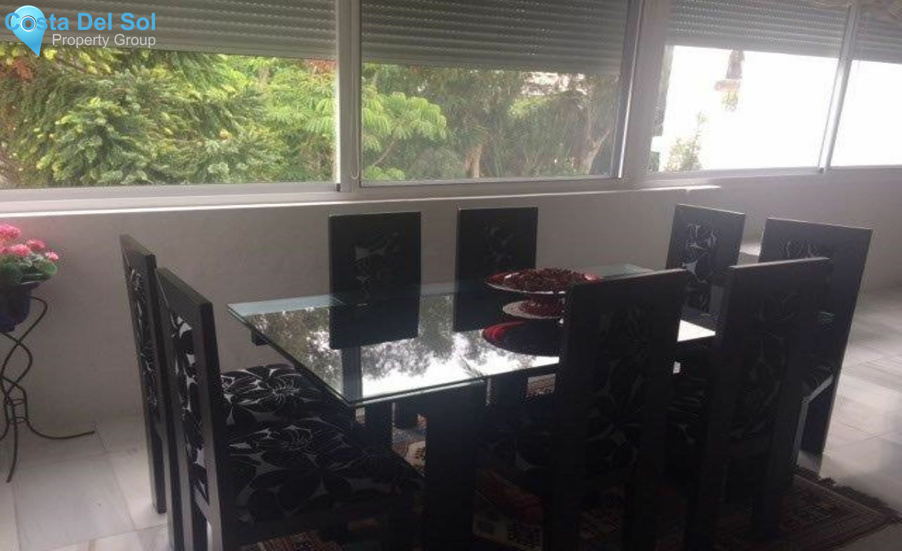 Middle Floor Apartment in Puerto Banús-1534274