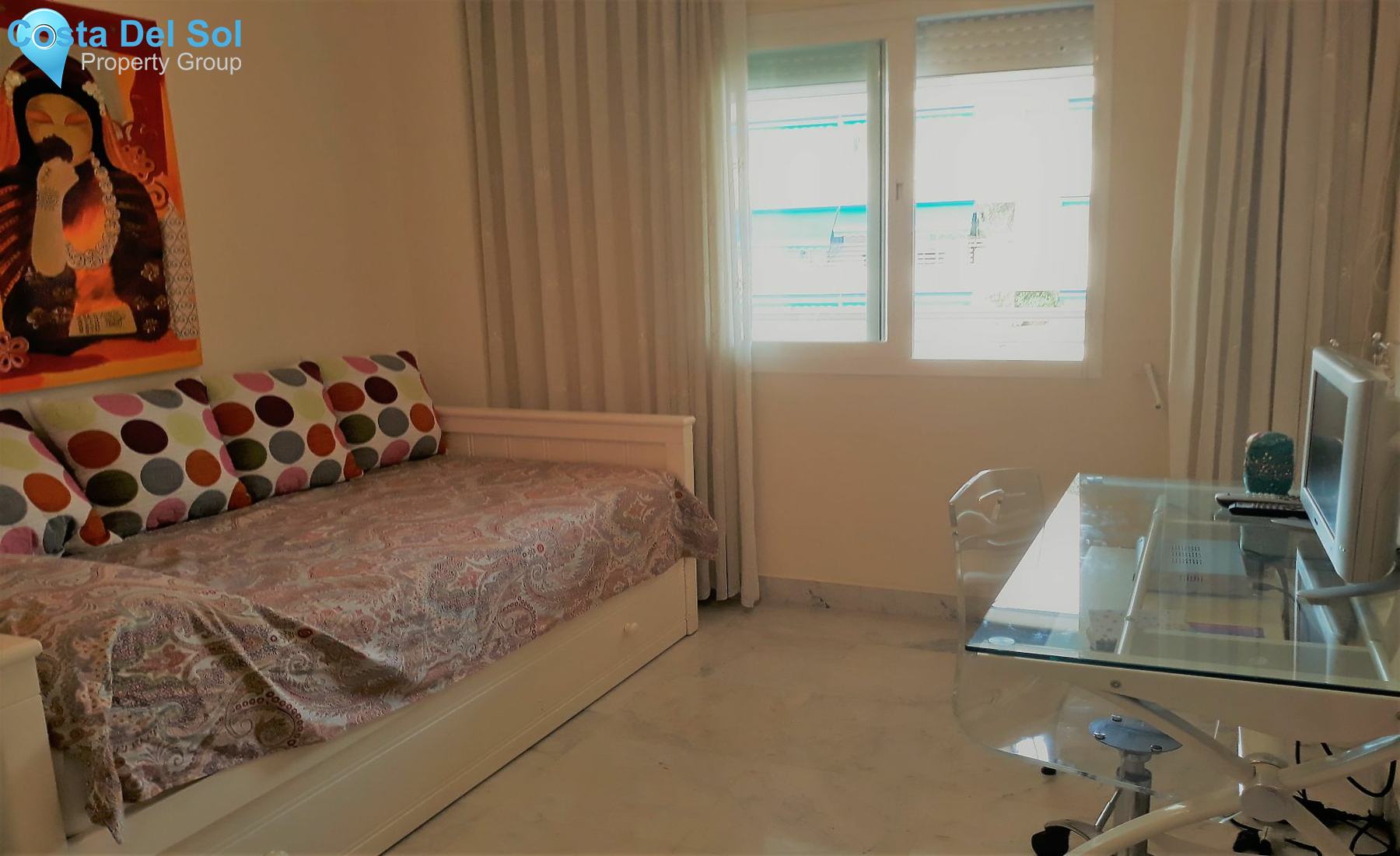 Middle Floor Apartment in Puerto Banús-1535409