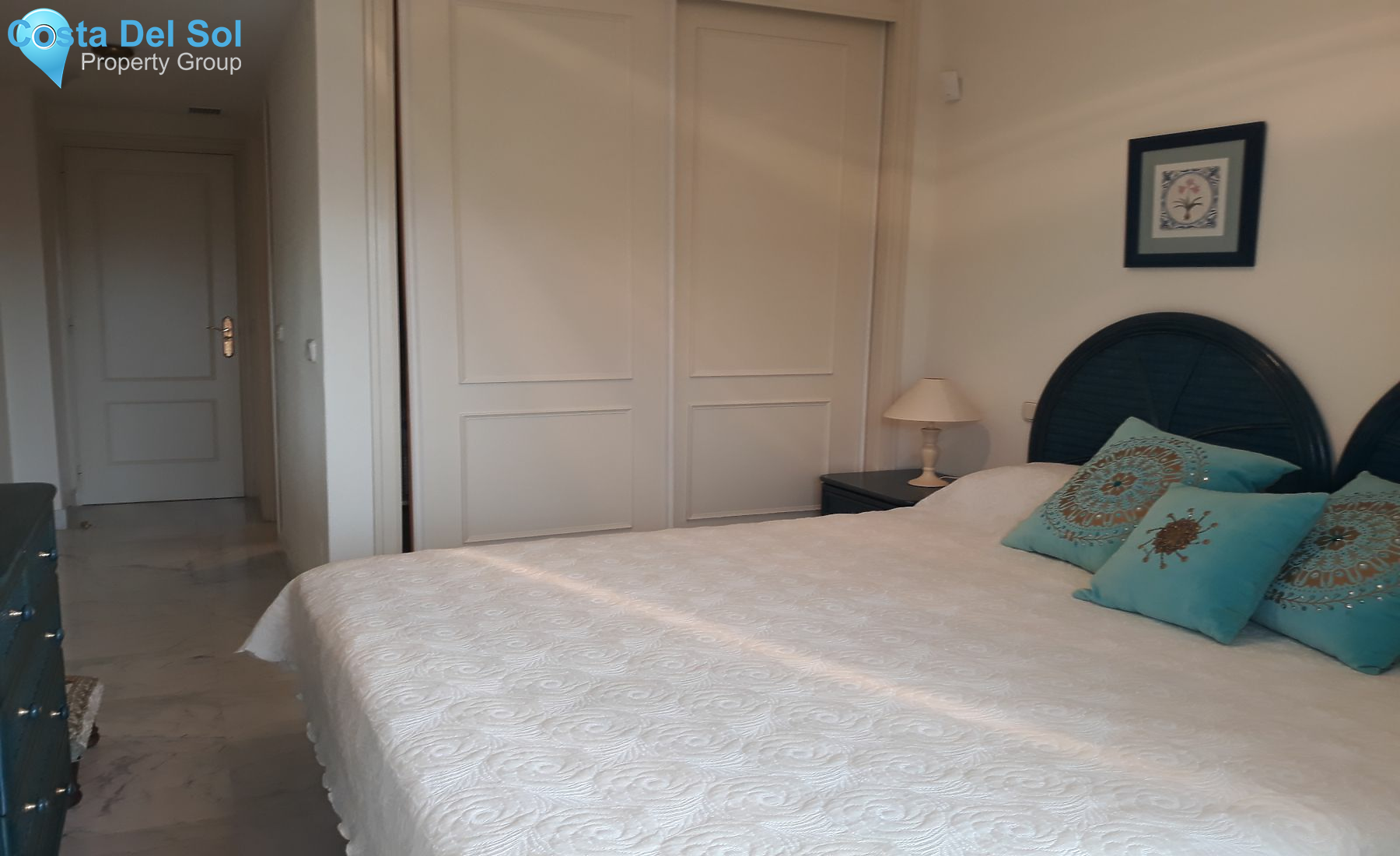 Middle Floor Apartment in Puerto Banús-1535412