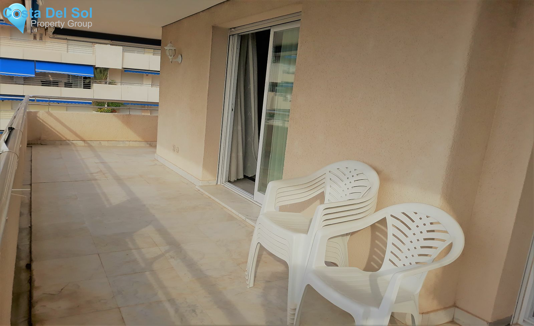 Middle Floor Apartment in Puerto Banús-1535413