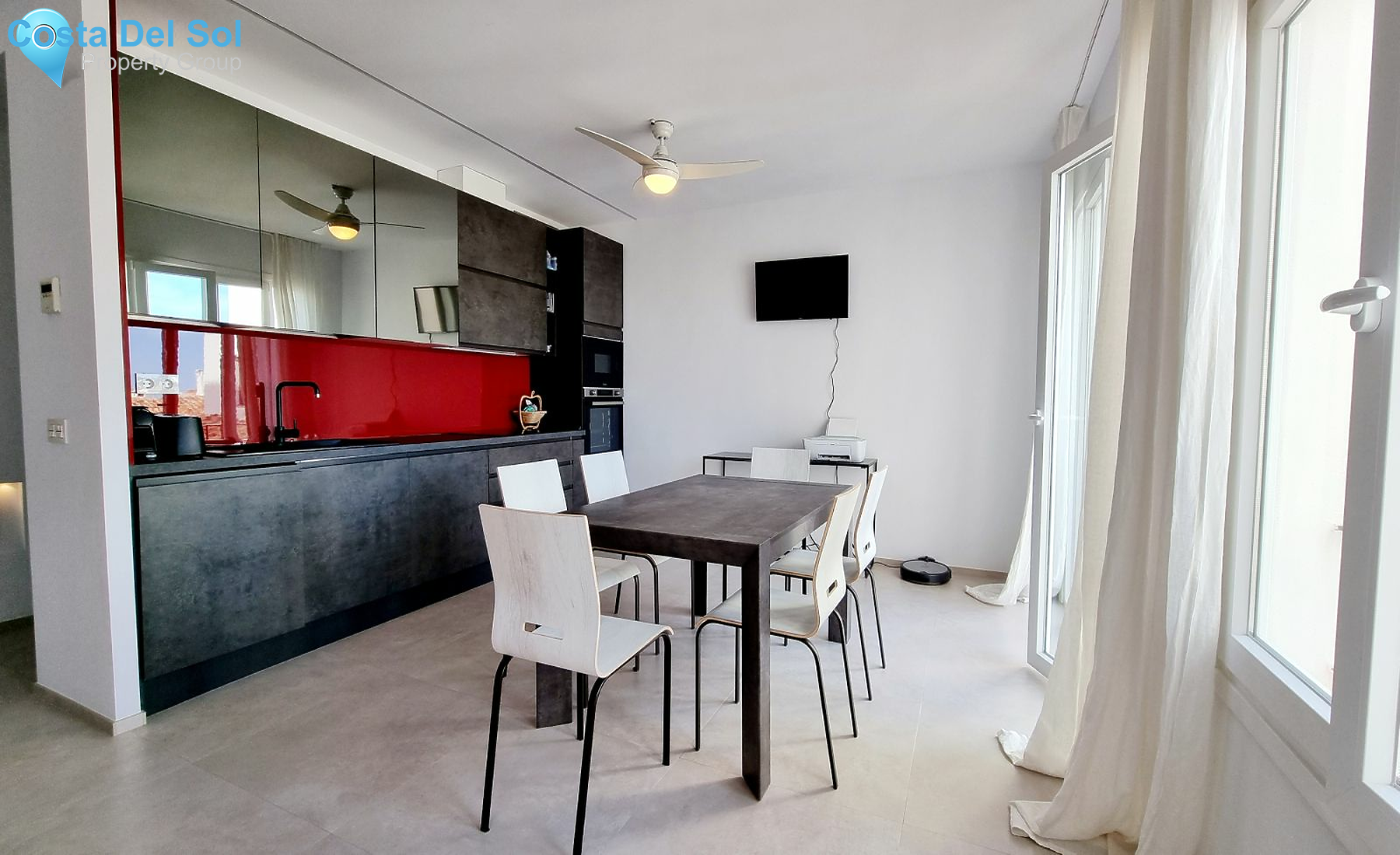 Middle Floor Apartment in Puerto Banús-1545407