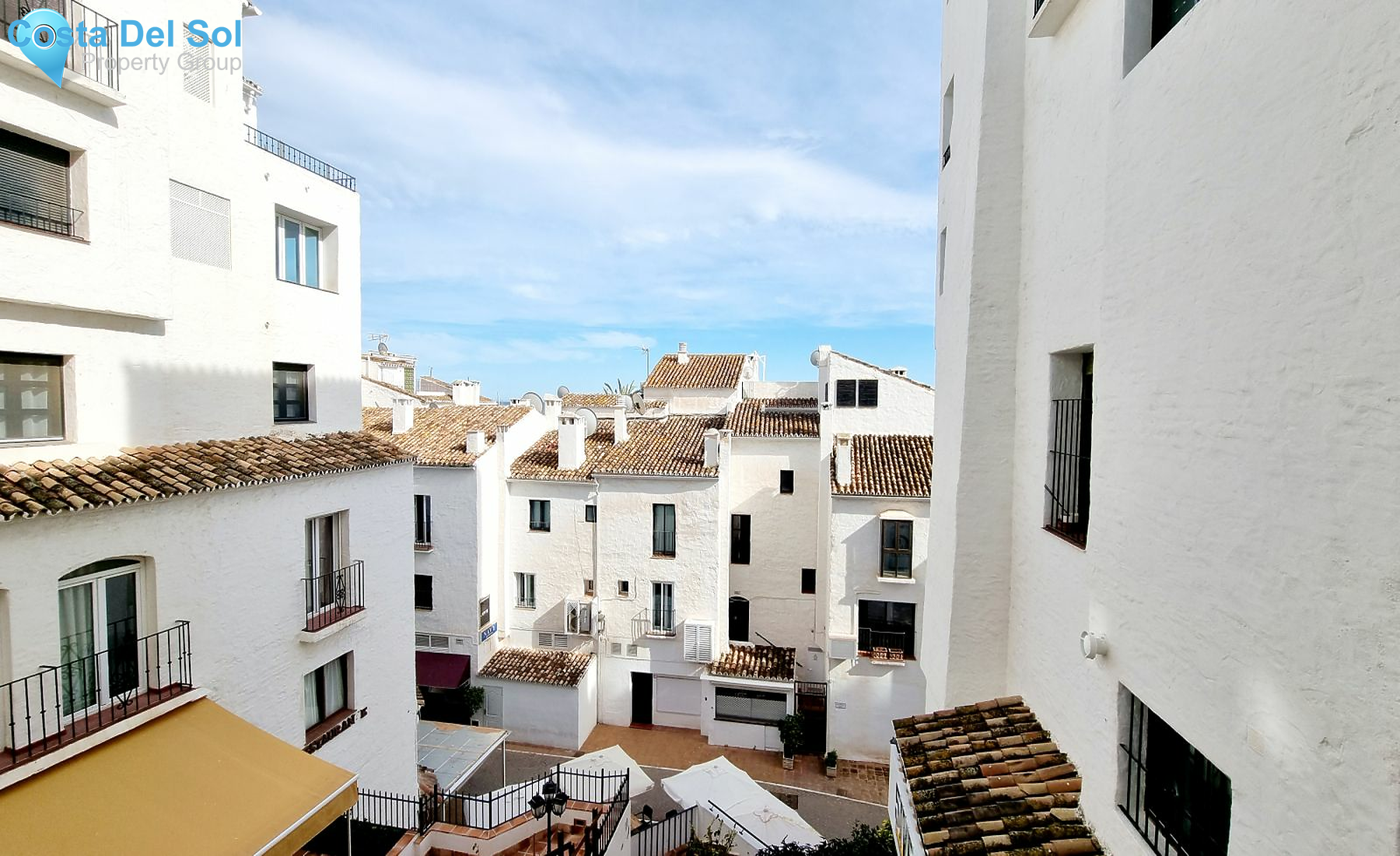 Middle Floor Apartment in Puerto Banús-1545409