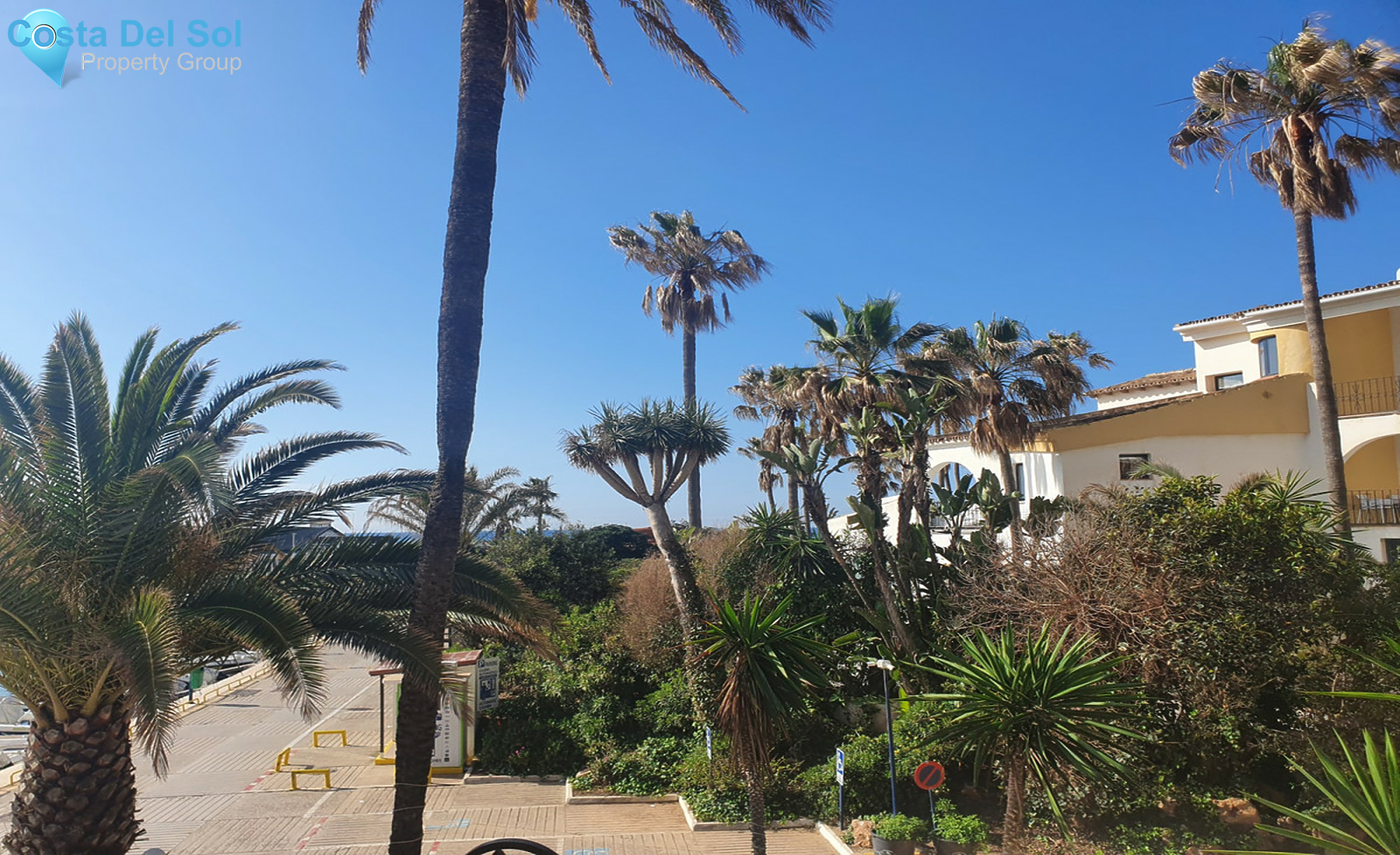 Middle Floor Apartment in Puerto de Cabopino-1276462