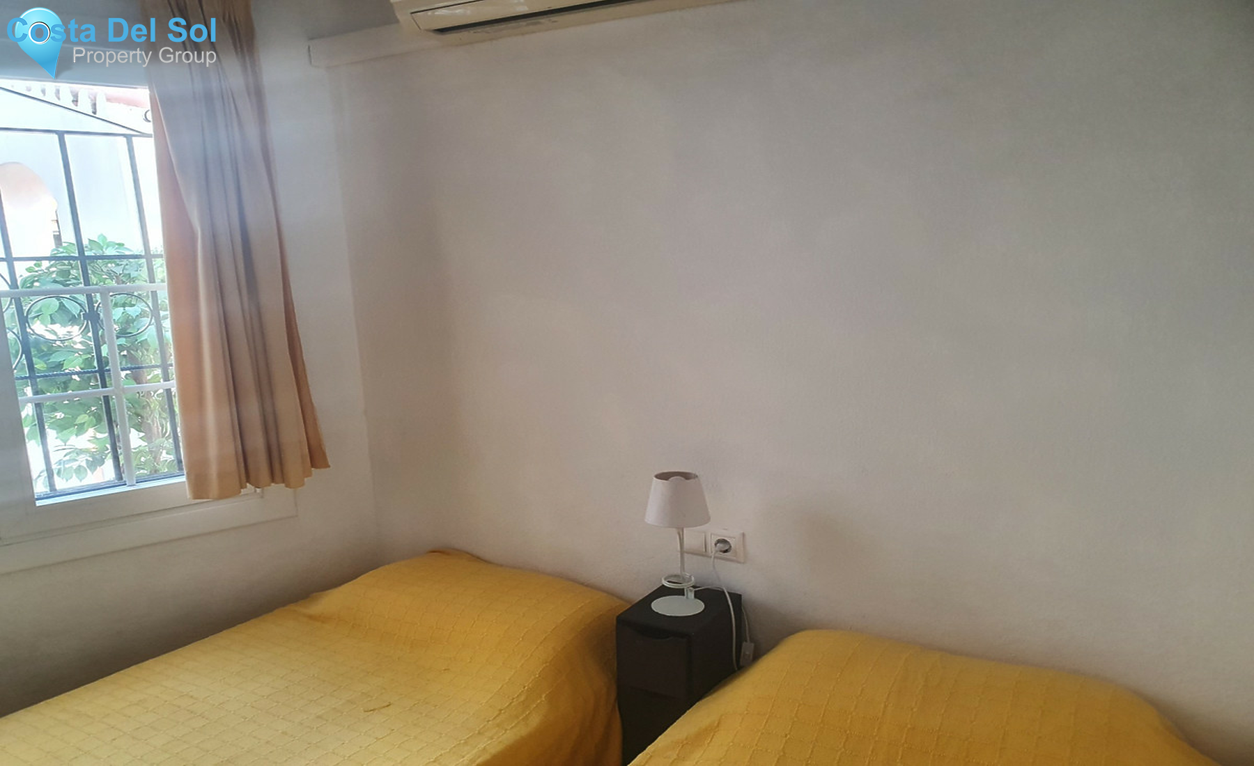 Middle Floor Apartment in Puerto de Cabopino-1276455