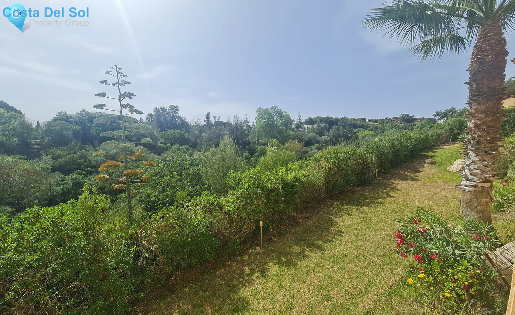 Middle Floor Apartment in Reserva de Marbella-1253555