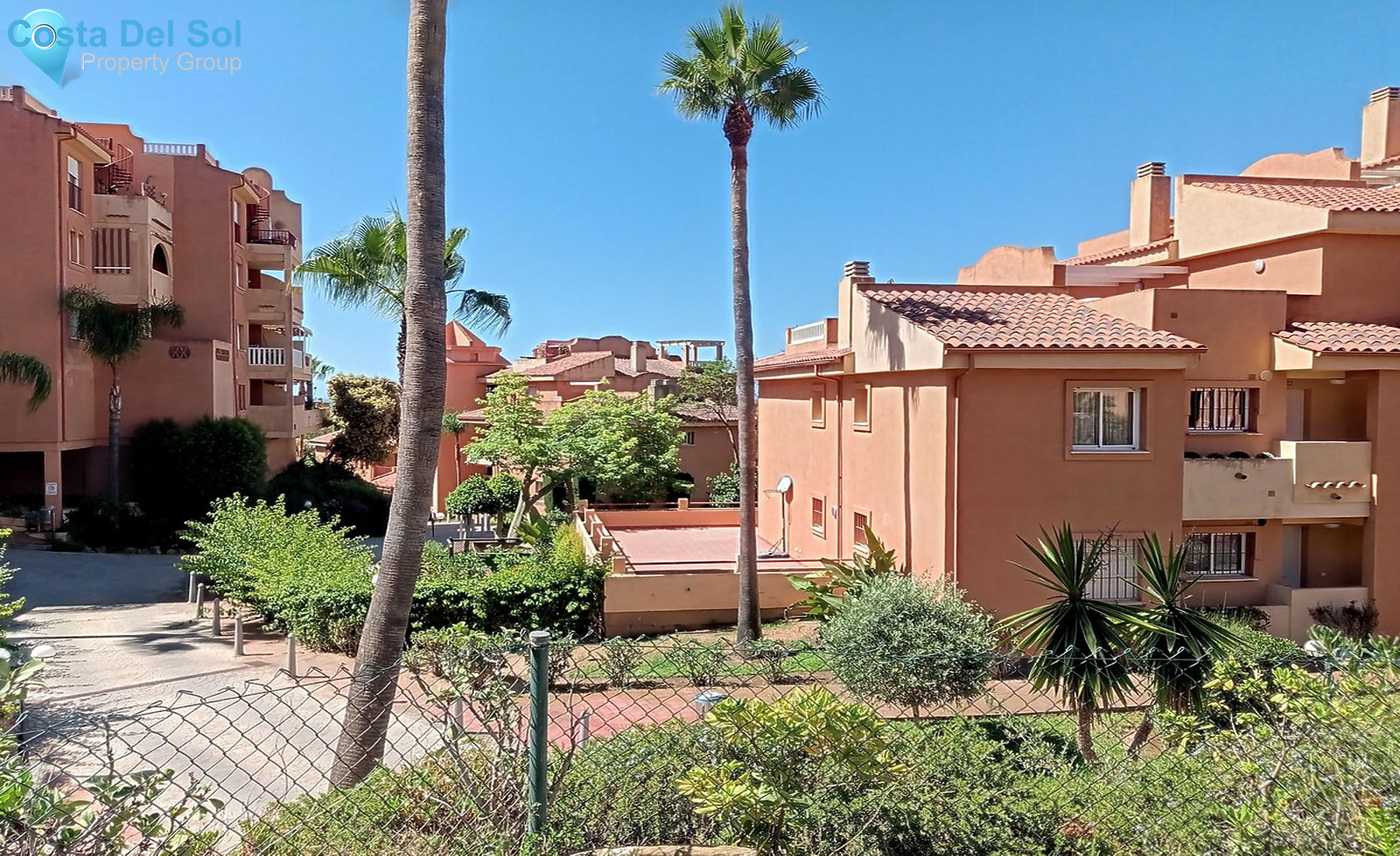 Middle Floor Apartment in Reserva de Marbella-1253540