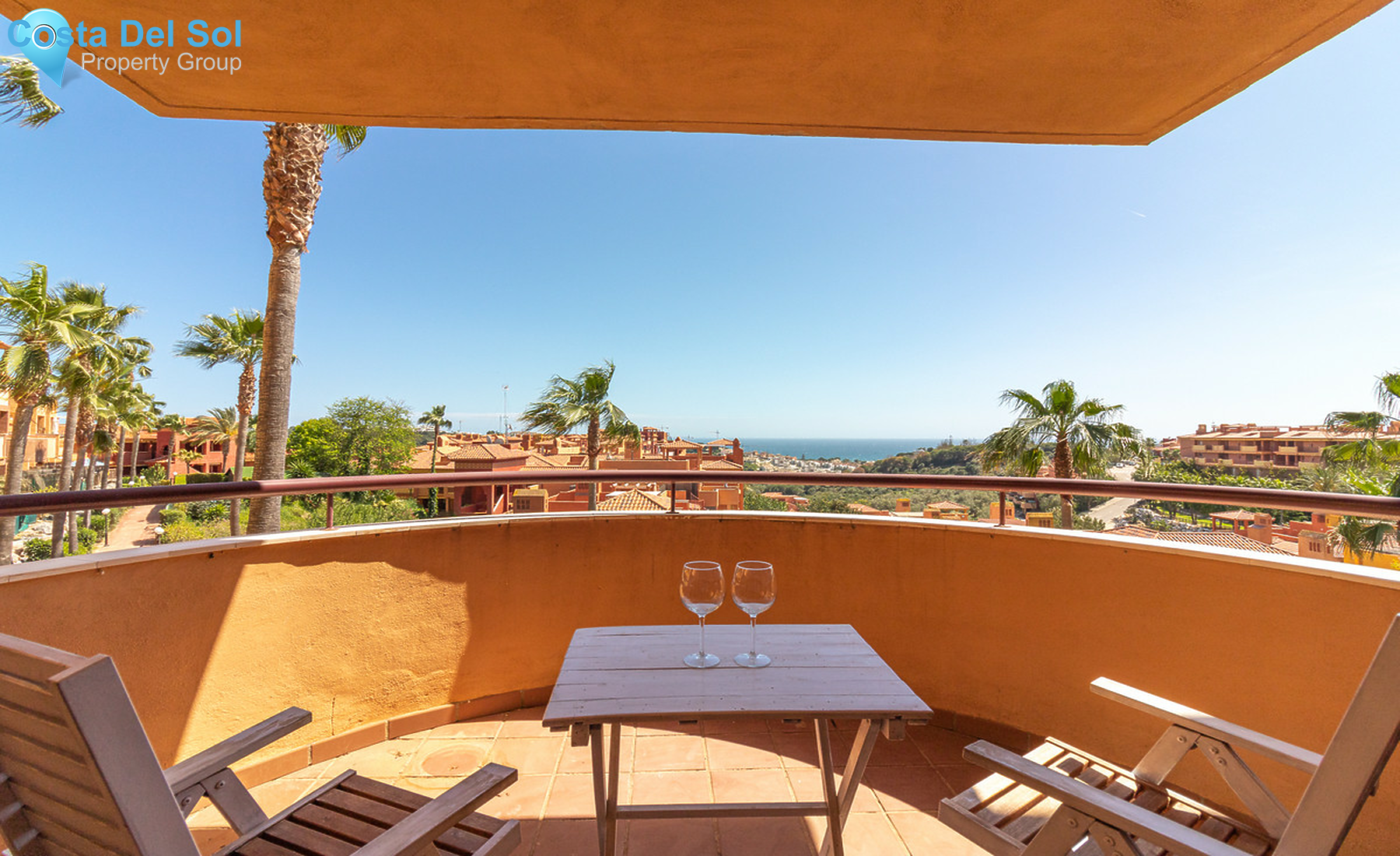 Middle Floor Apartment in Reserva de Marbella-1293327