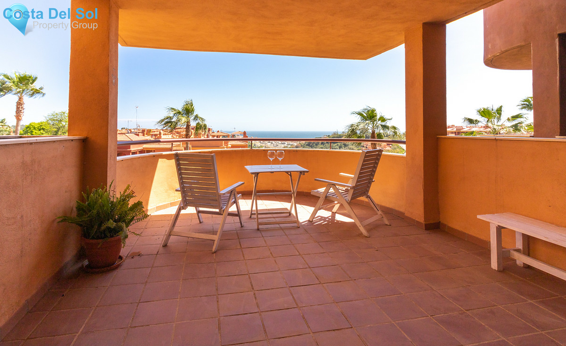 Middle Floor Apartment in Reserva de Marbella-1293328