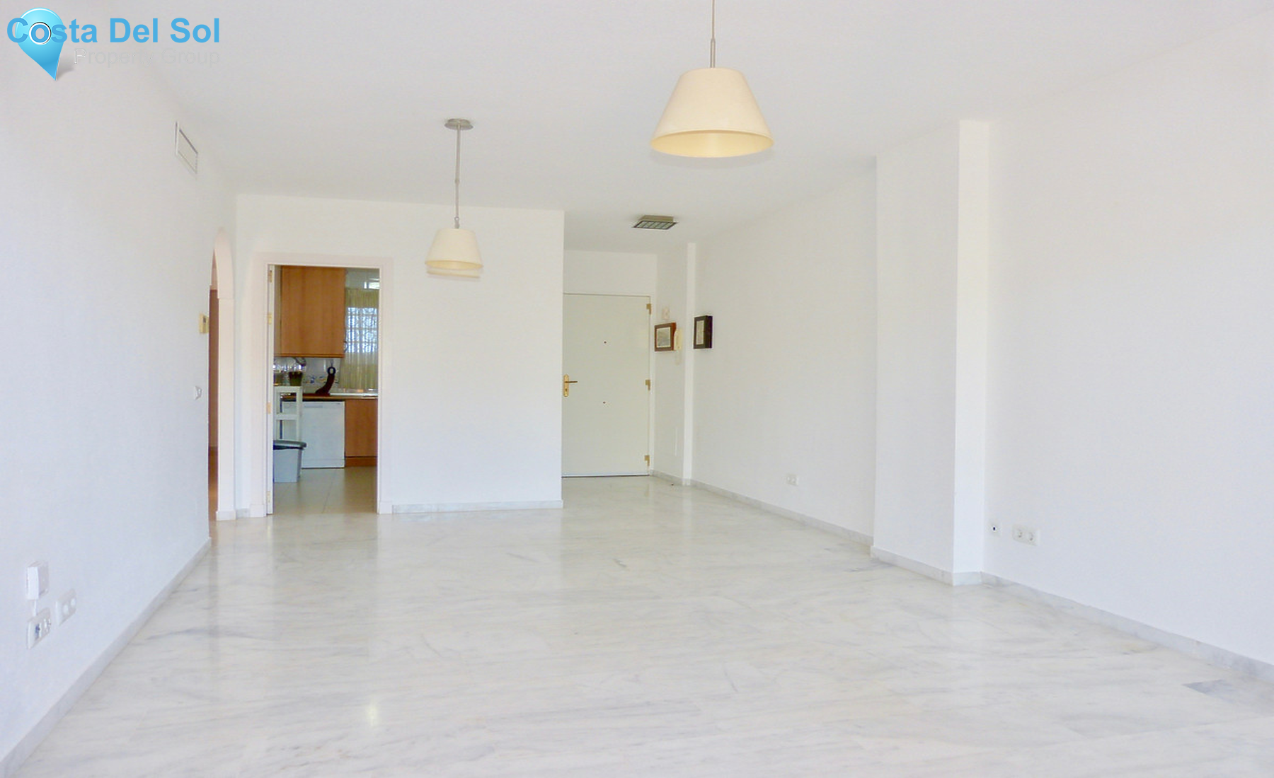 Middle Floor Apartment in Reserva de Marbella-1293376