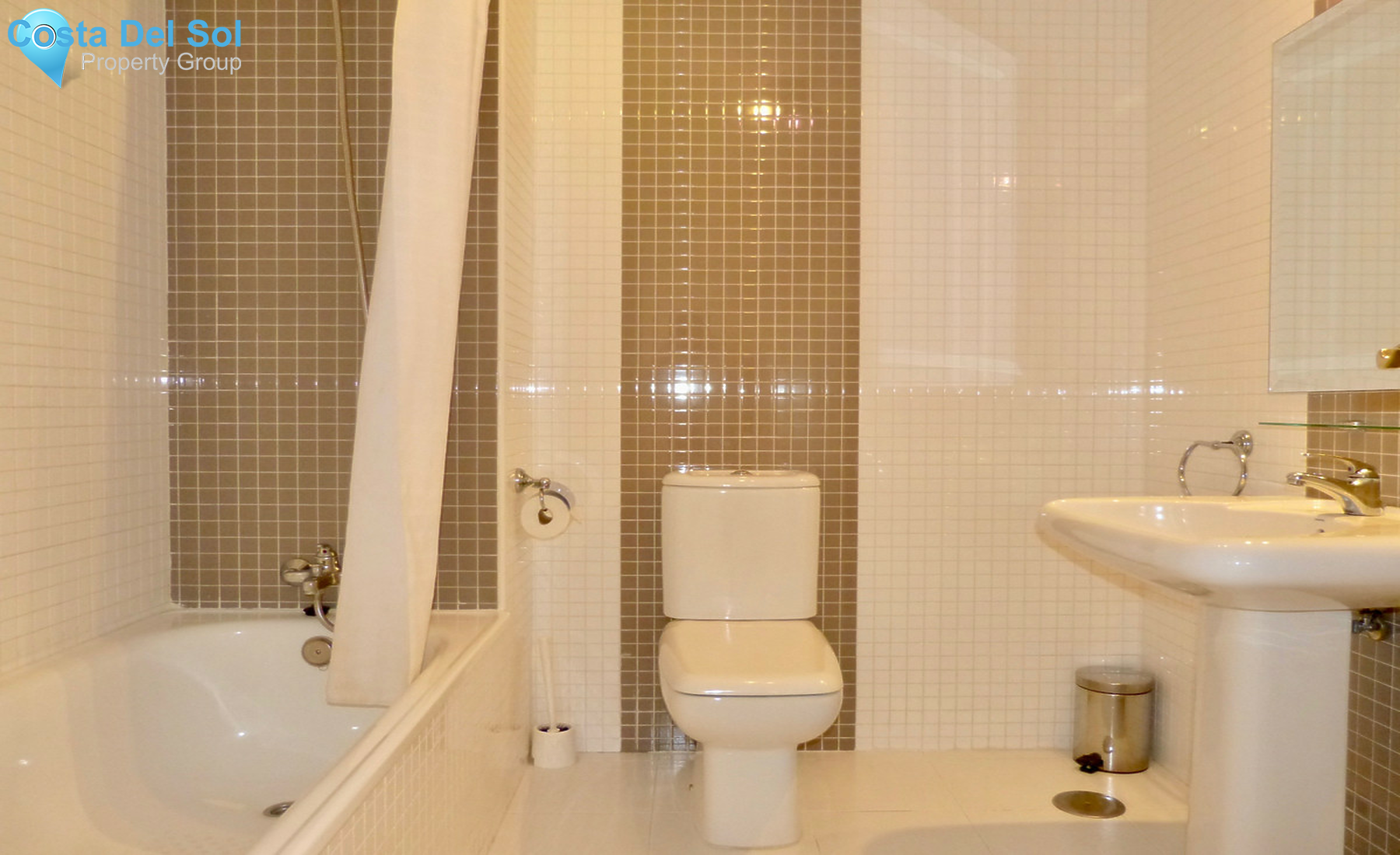 Middle Floor Apartment in Reserva de Marbella-1293379