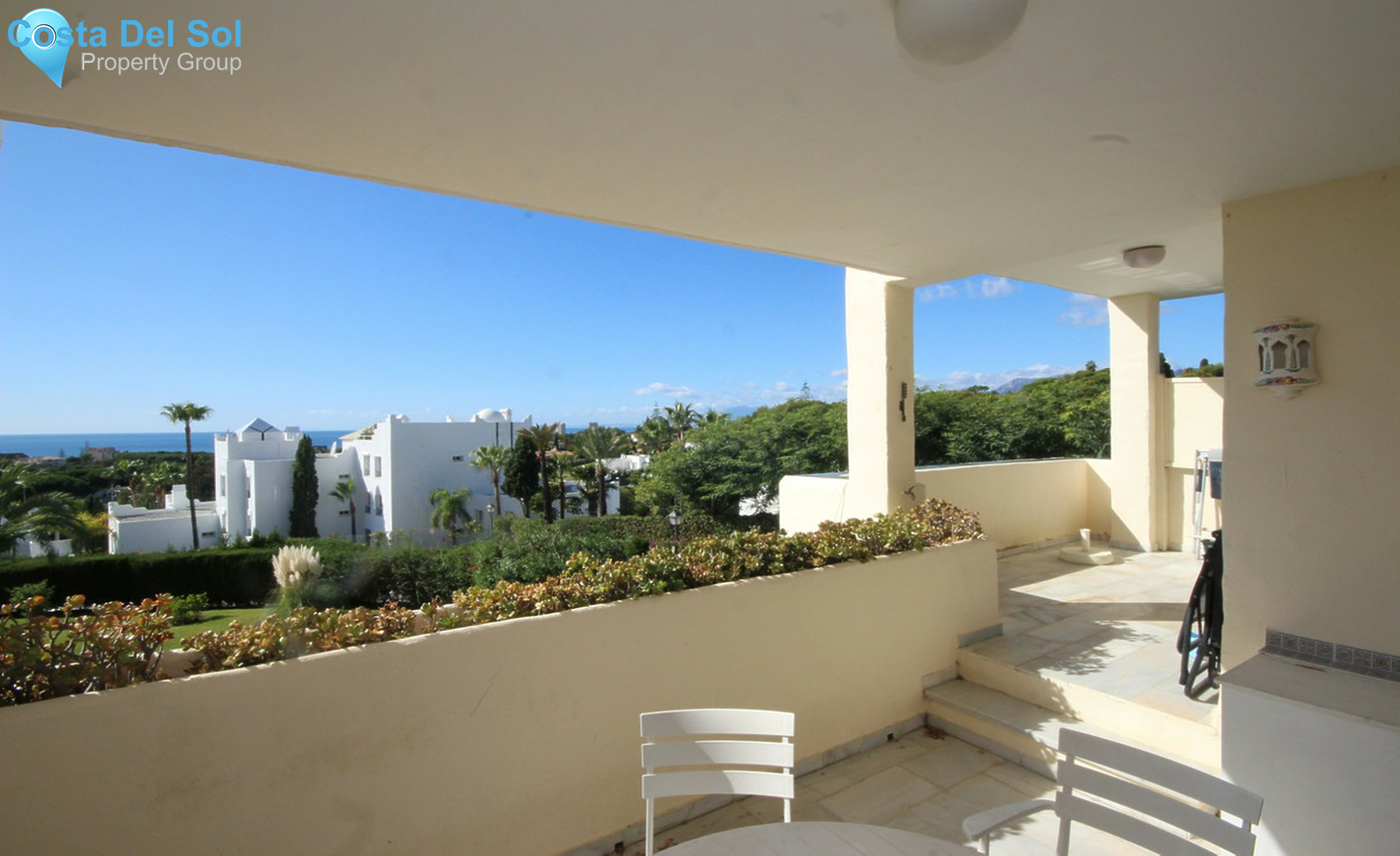 Middle Floor Apartment in Reserva de Marbella-1450875
