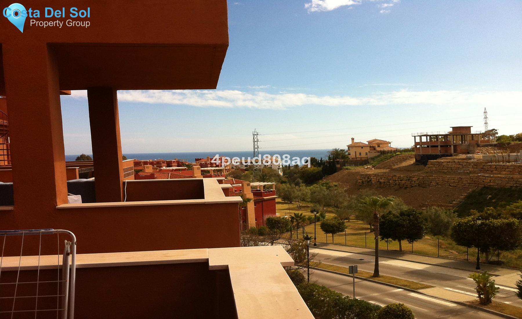 Middle Floor Apartment in Reserva de Marbella-1507129