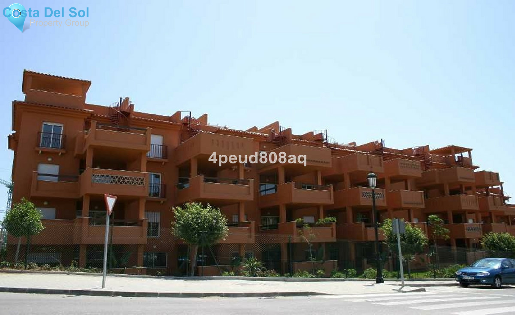 Middle Floor Apartment in Reserva de Marbella-1507130