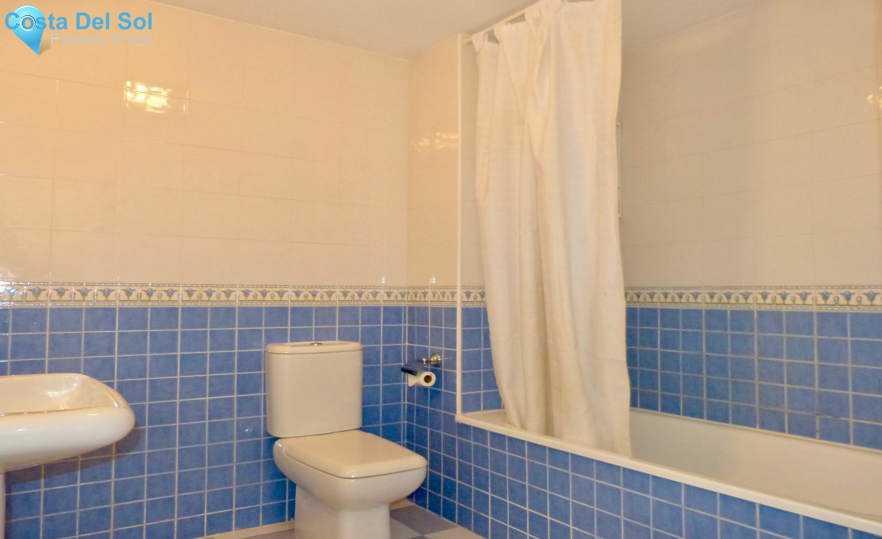 Middle Floor Apartment in Reserva de Marbella-1144285