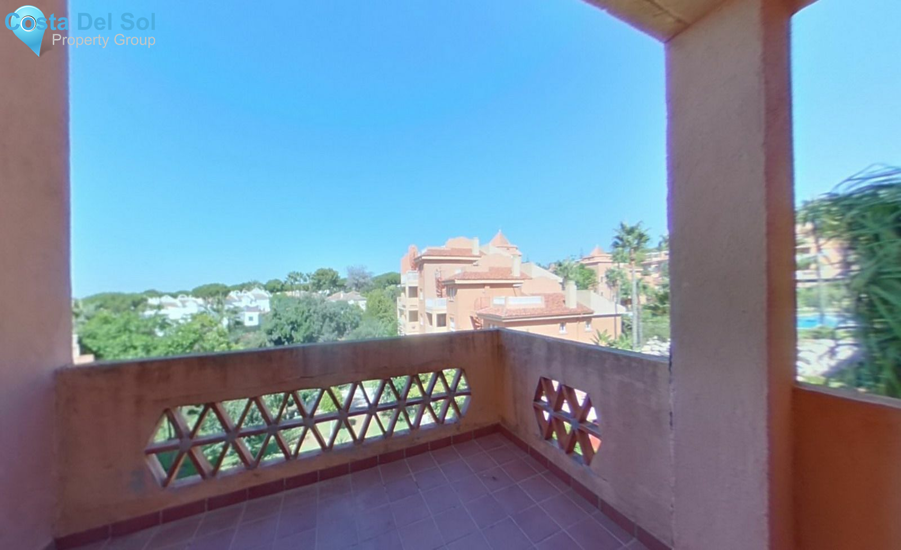 Middle Floor Apartment in Reserva de Marbella-1208776