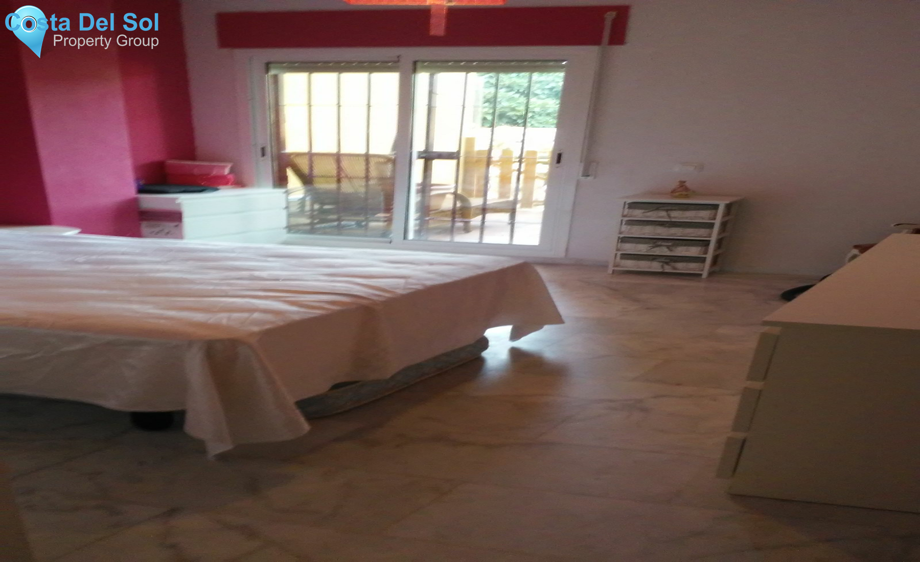 Middle Floor Apartment in Reserva de Marbella-1227250