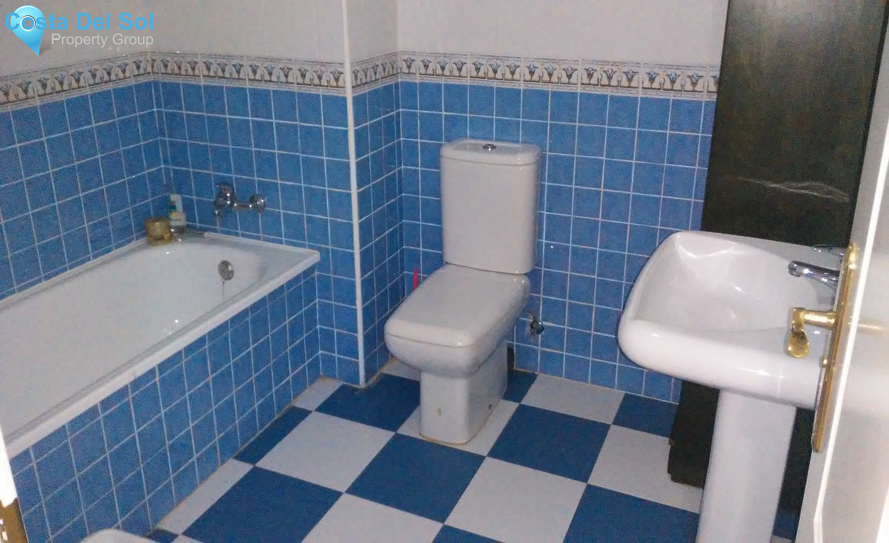 Middle Floor Apartment in Reserva de Marbella-1227251