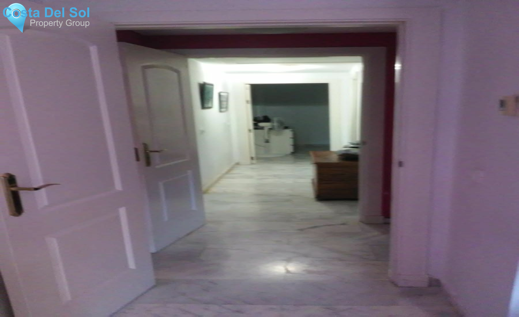 Middle Floor Apartment in Reserva de Marbella-1227248
