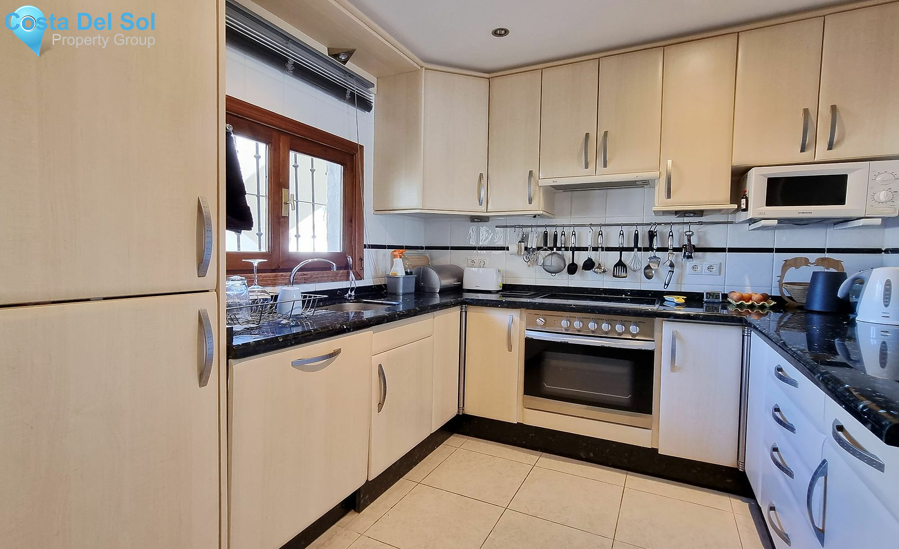 Middle Floor Apartment in Reserva de Marbella-1482049