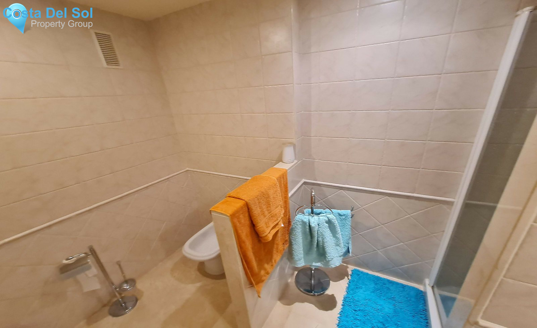 Middle Floor Apartment in Riviera del Sol-1239924