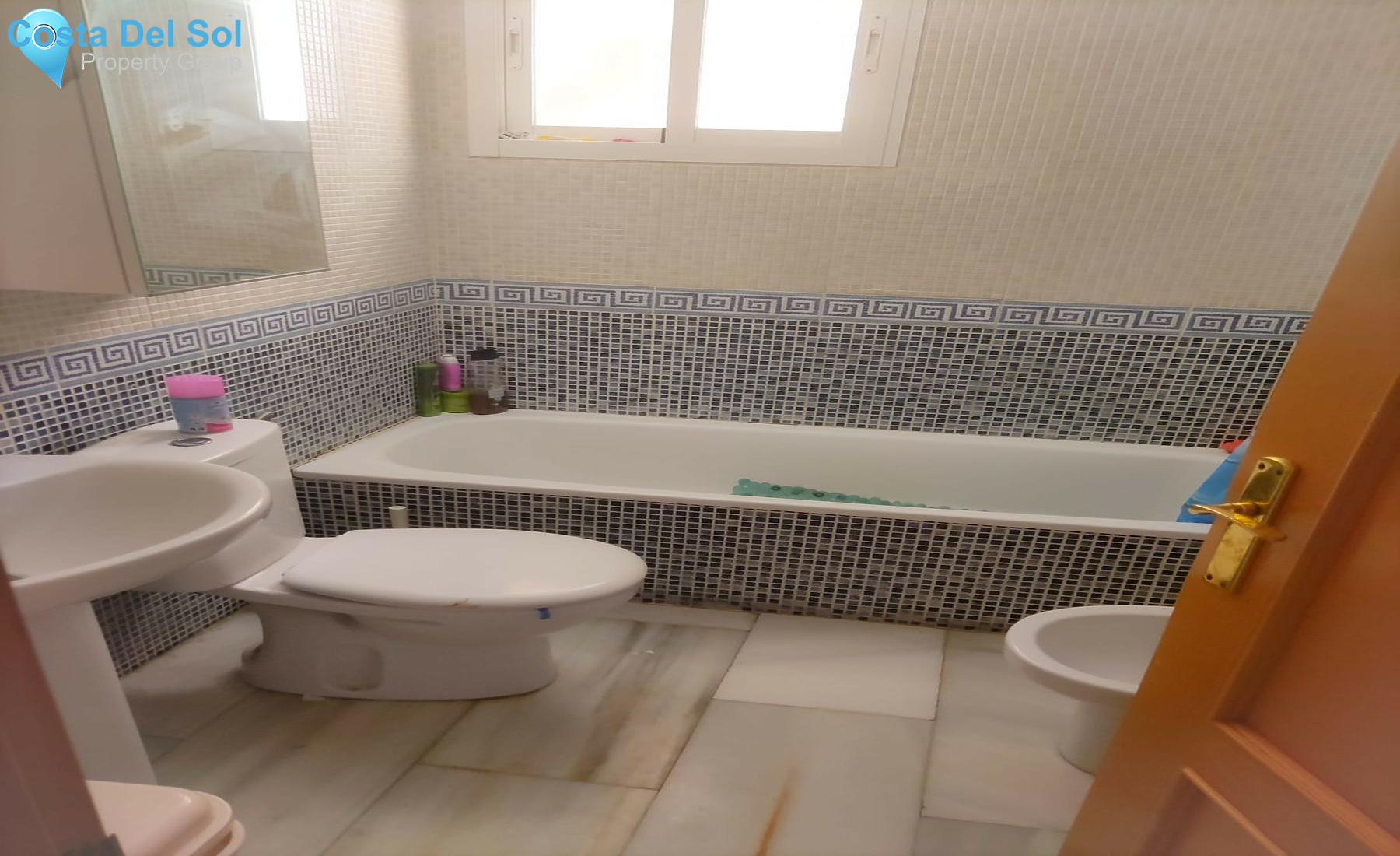 Middle Floor Apartment in Riviera del Sol-1344039