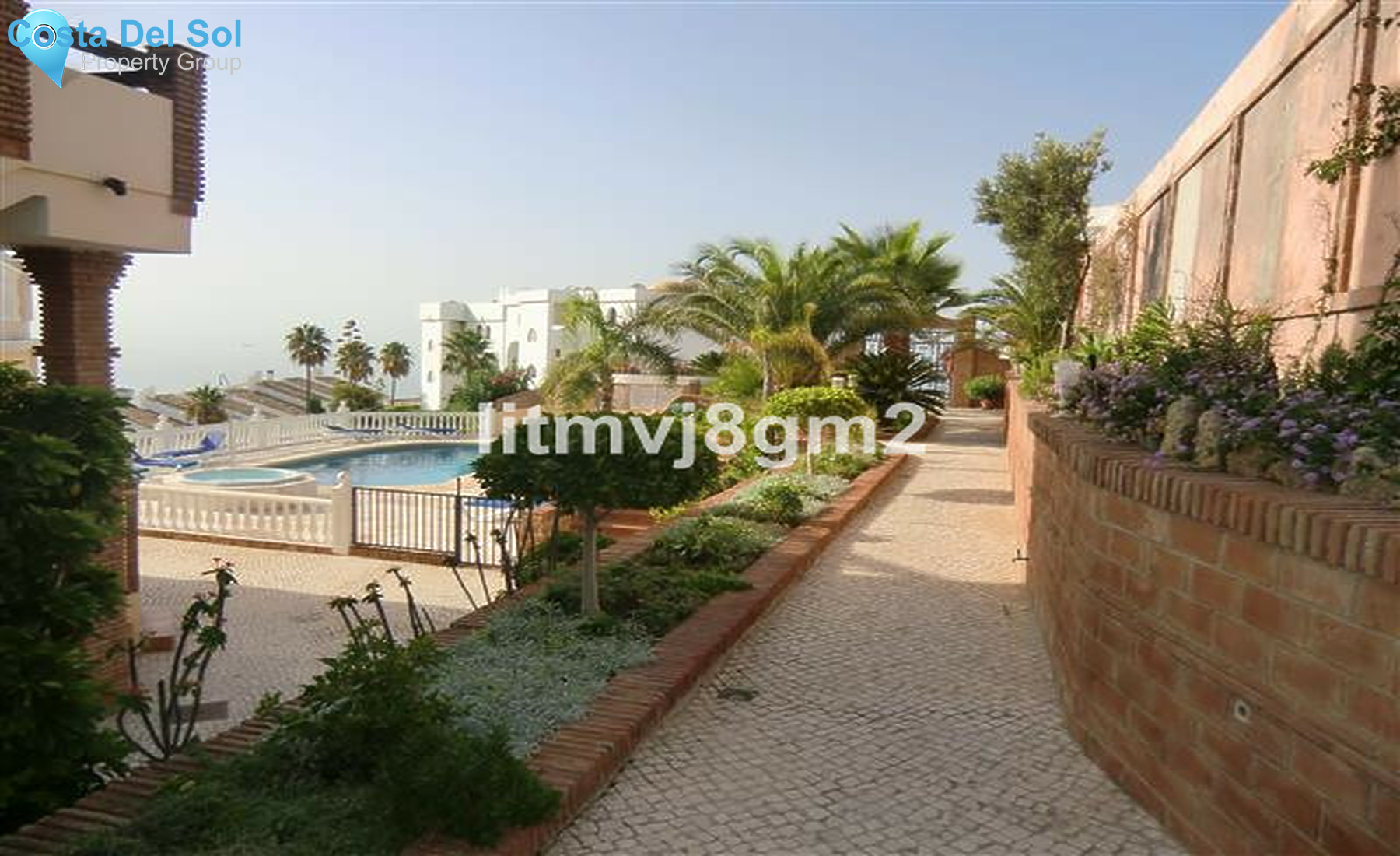 Middle Floor Apartment in Riviera del Sol-1356086