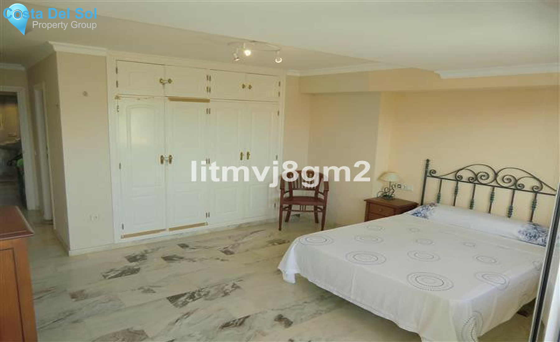Middle Floor Apartment in Riviera del Sol-1356074