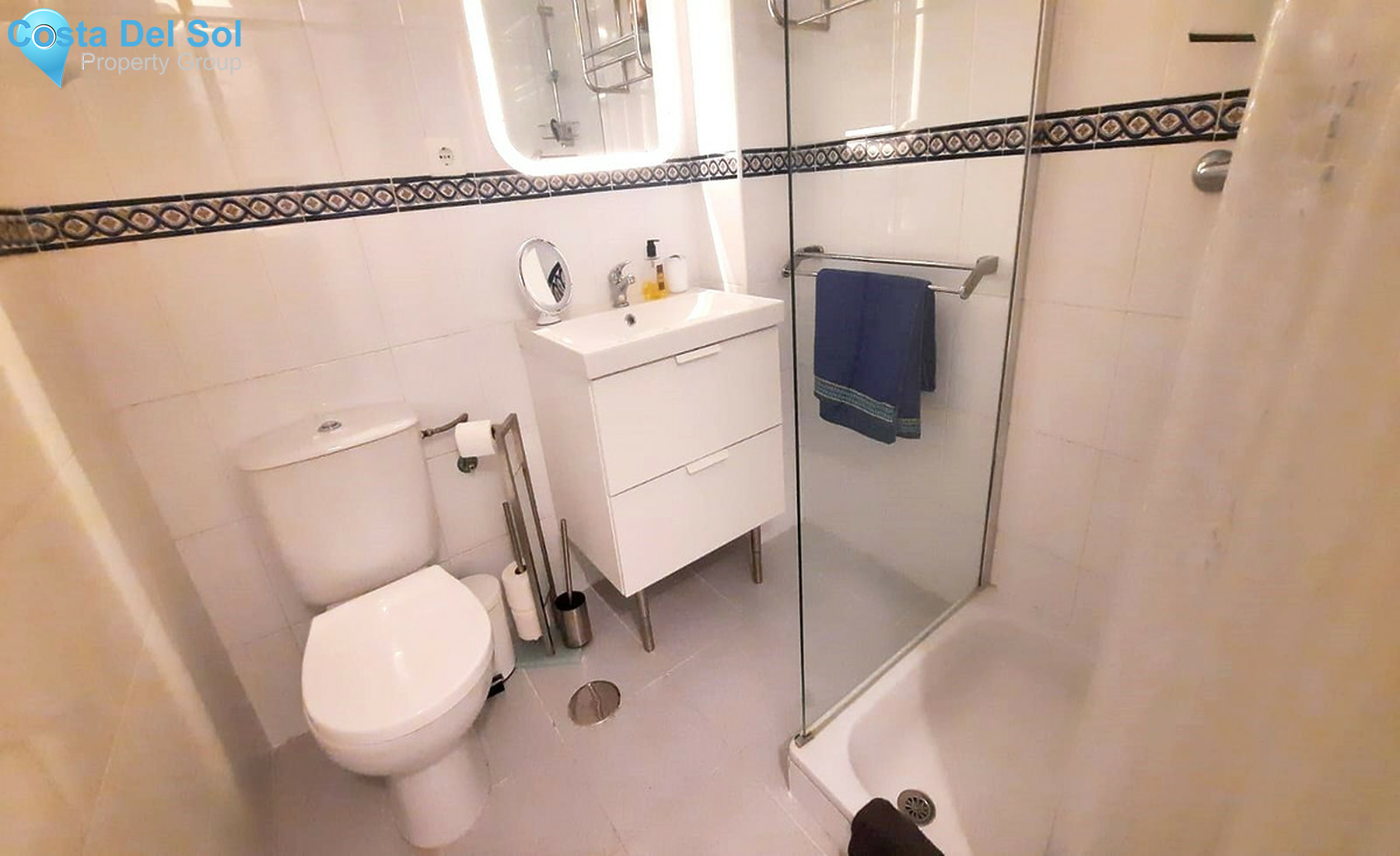 Middle Floor Apartment in Riviera del Sol-1367223