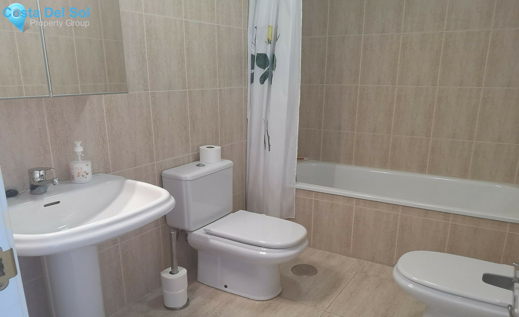 Middle Floor Apartment in Riviera del Sol-1367794