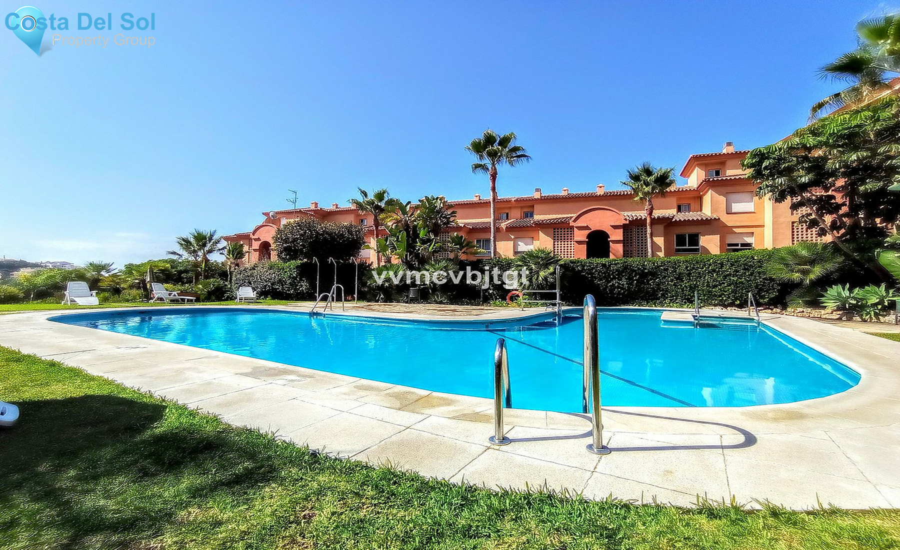 Middle Floor Apartment in Riviera del Sol-1403789