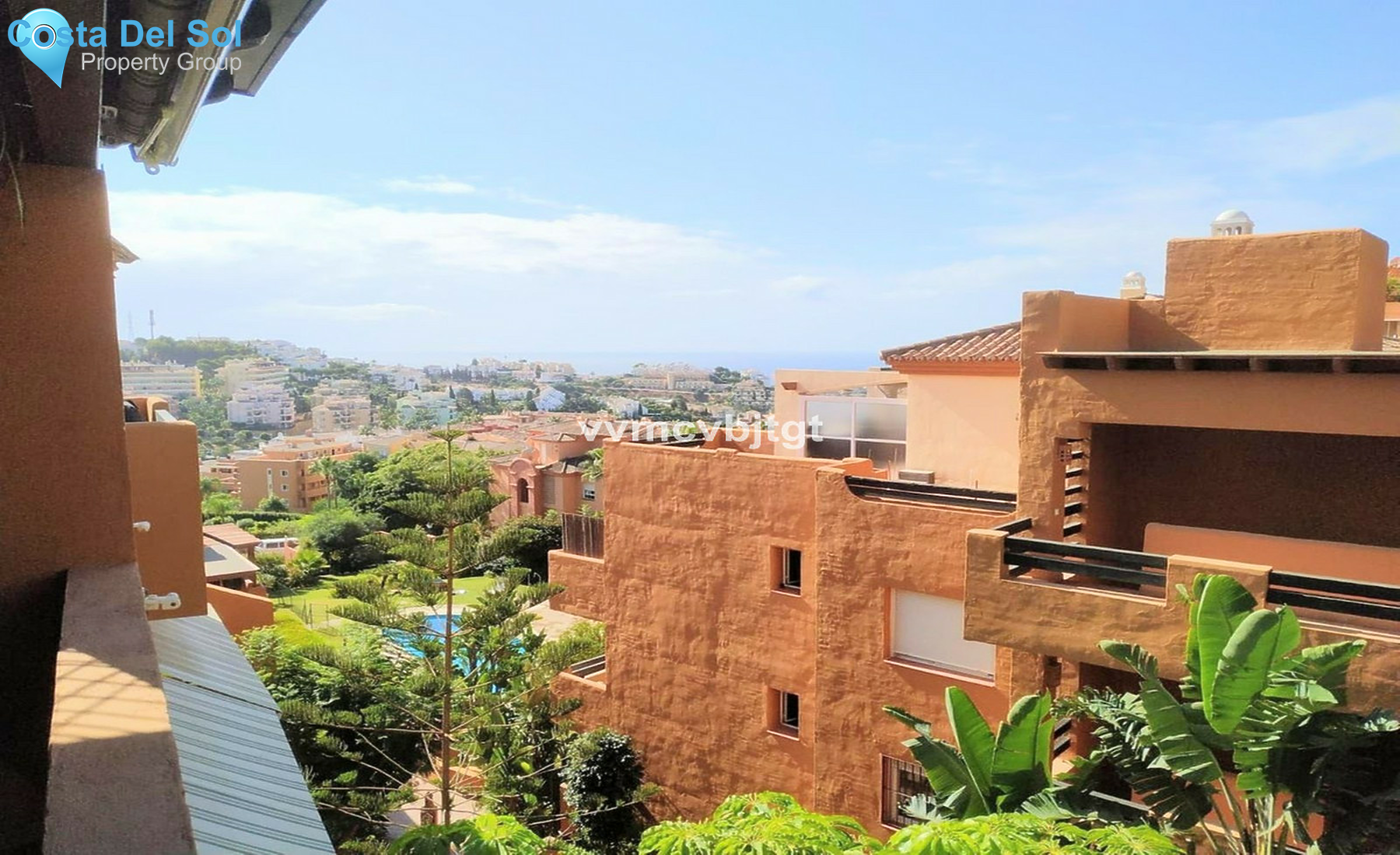 Middle Floor Apartment in Riviera del Sol-1403793