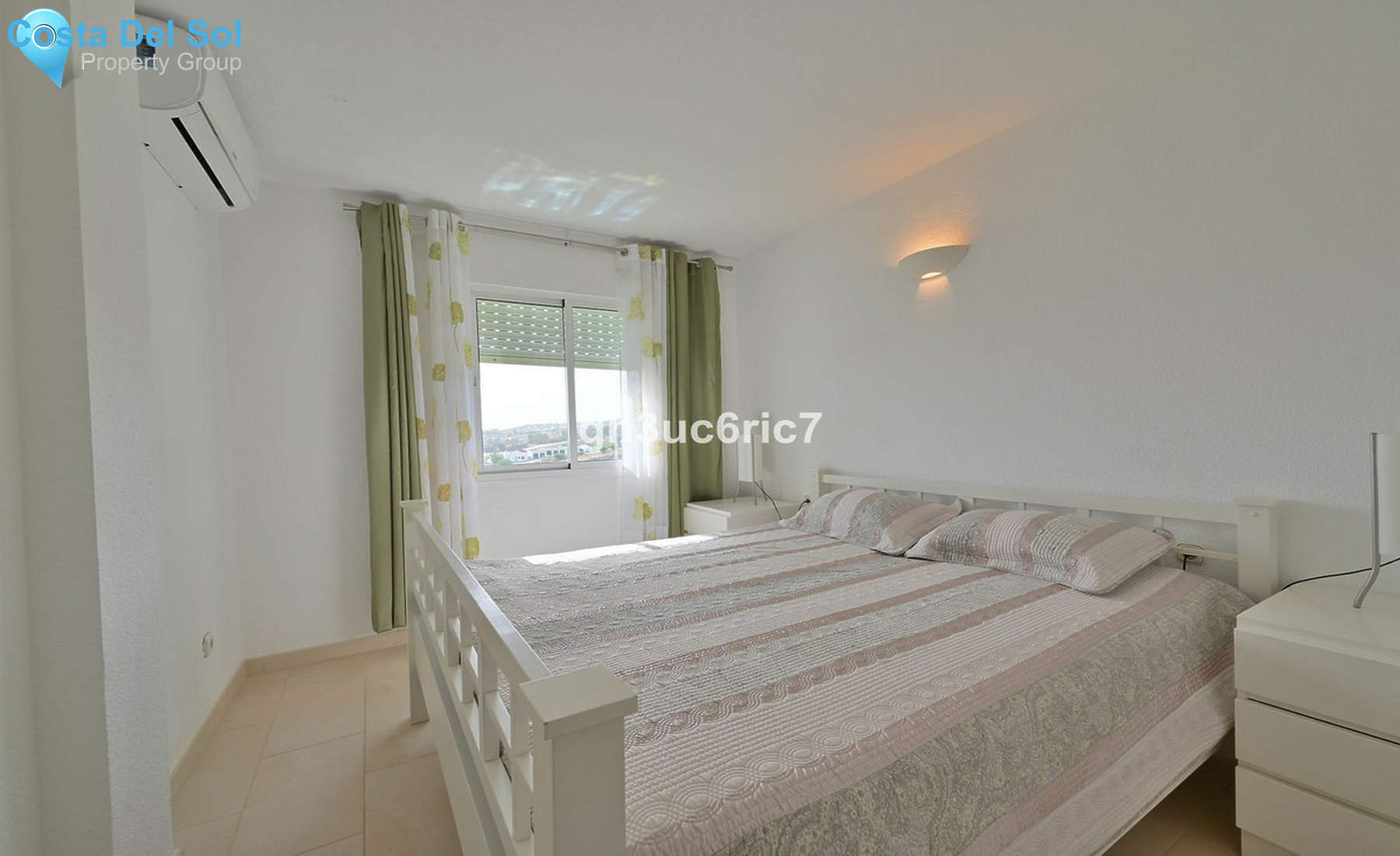 Middle Floor Apartment in Riviera del Sol-1409786