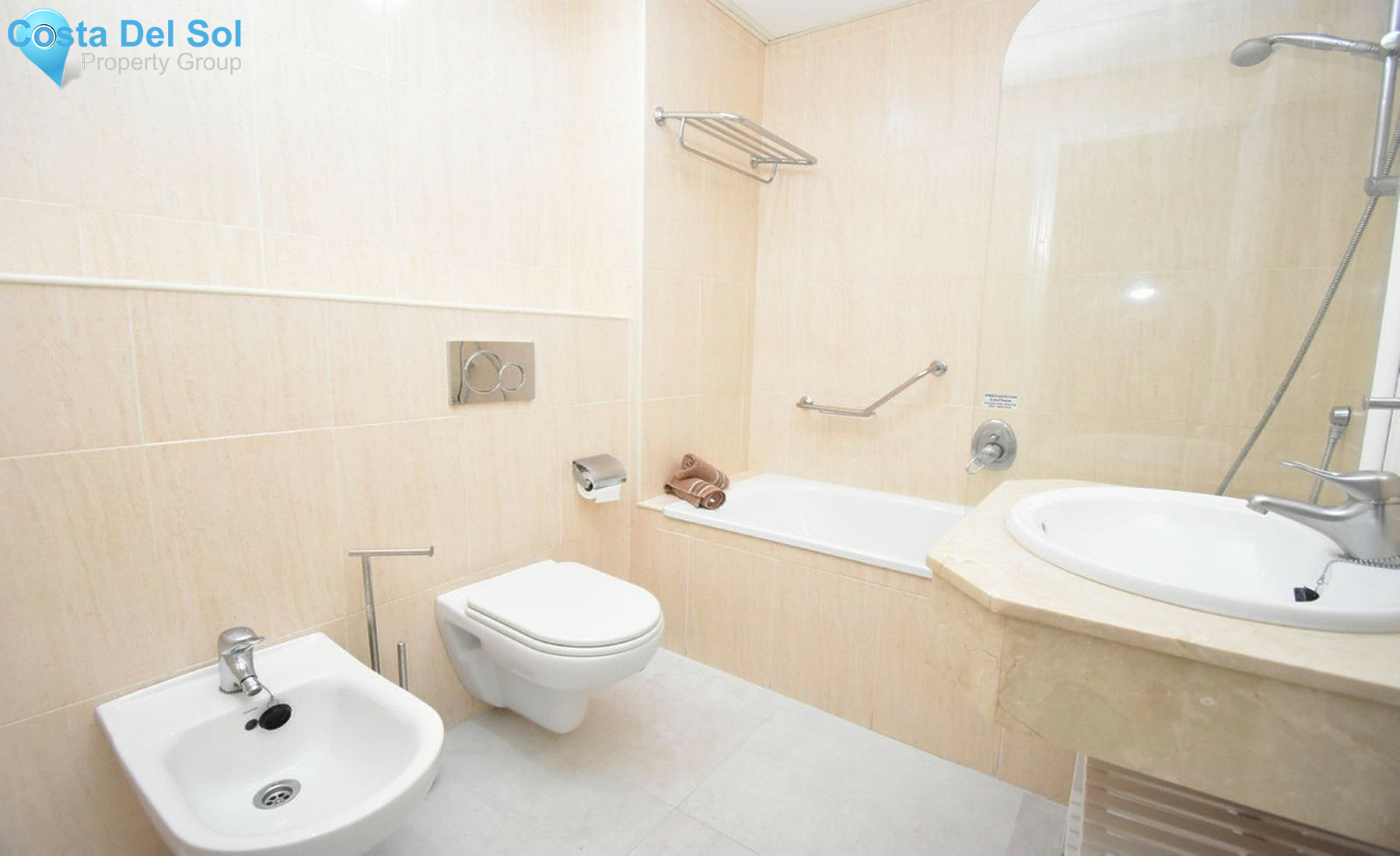 Middle Floor Apartment in Riviera del Sol-1500882