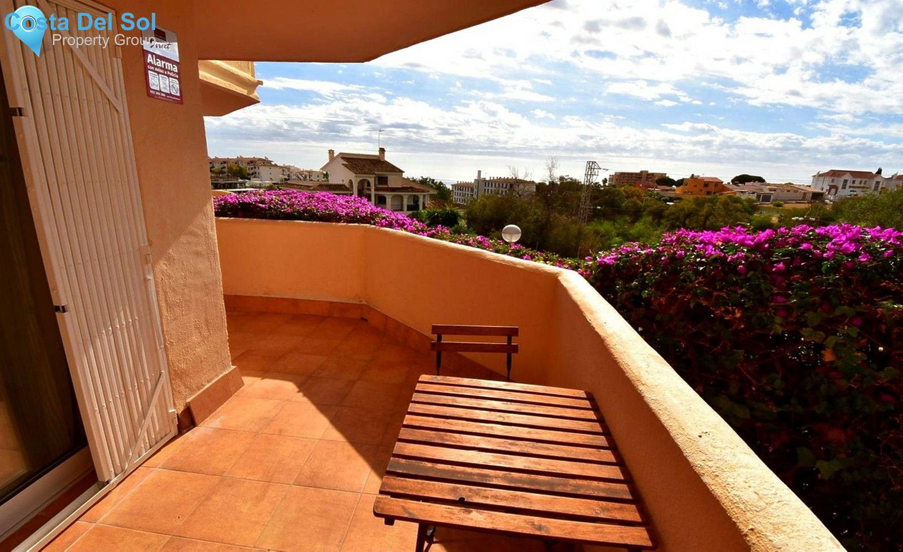 Middle Floor Apartment in Riviera del Sol-1500885