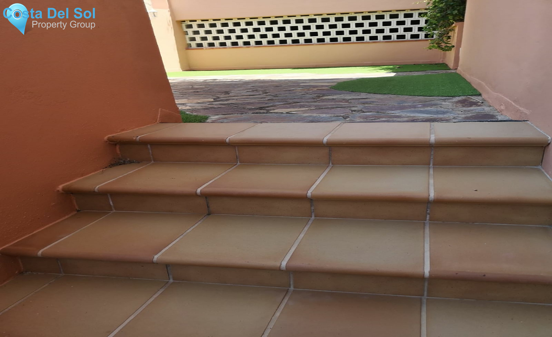 Middle Floor Apartment in Riviera del Sol-1127445